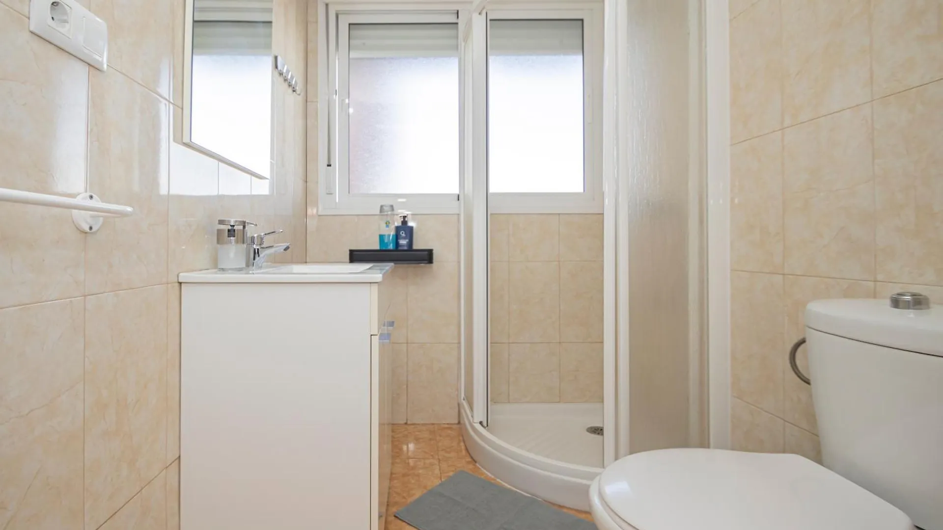 Perfect Getaway In Triana - 15M Walk Giralda Apartment Seville Spain