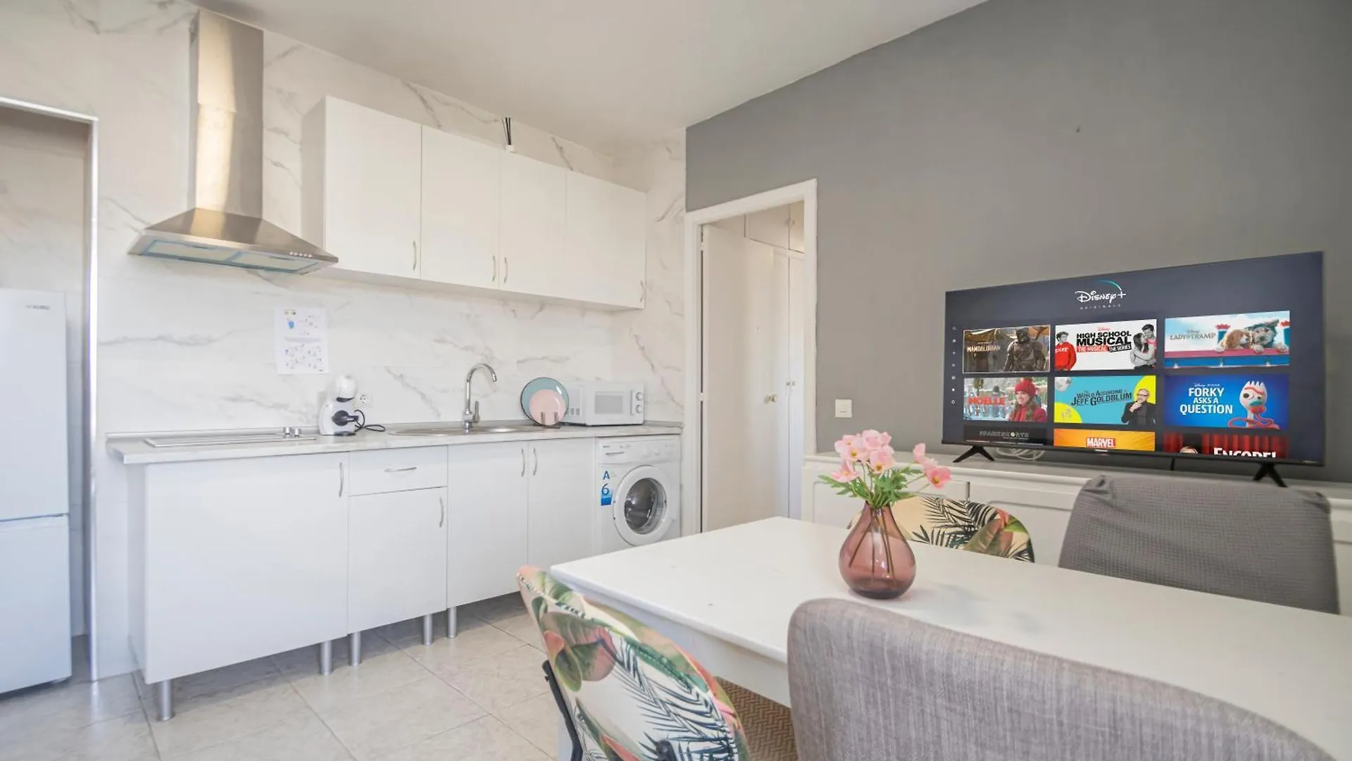 Perfect Getaway In Triana - 15M Walk Giralda Apartment Seville Spain