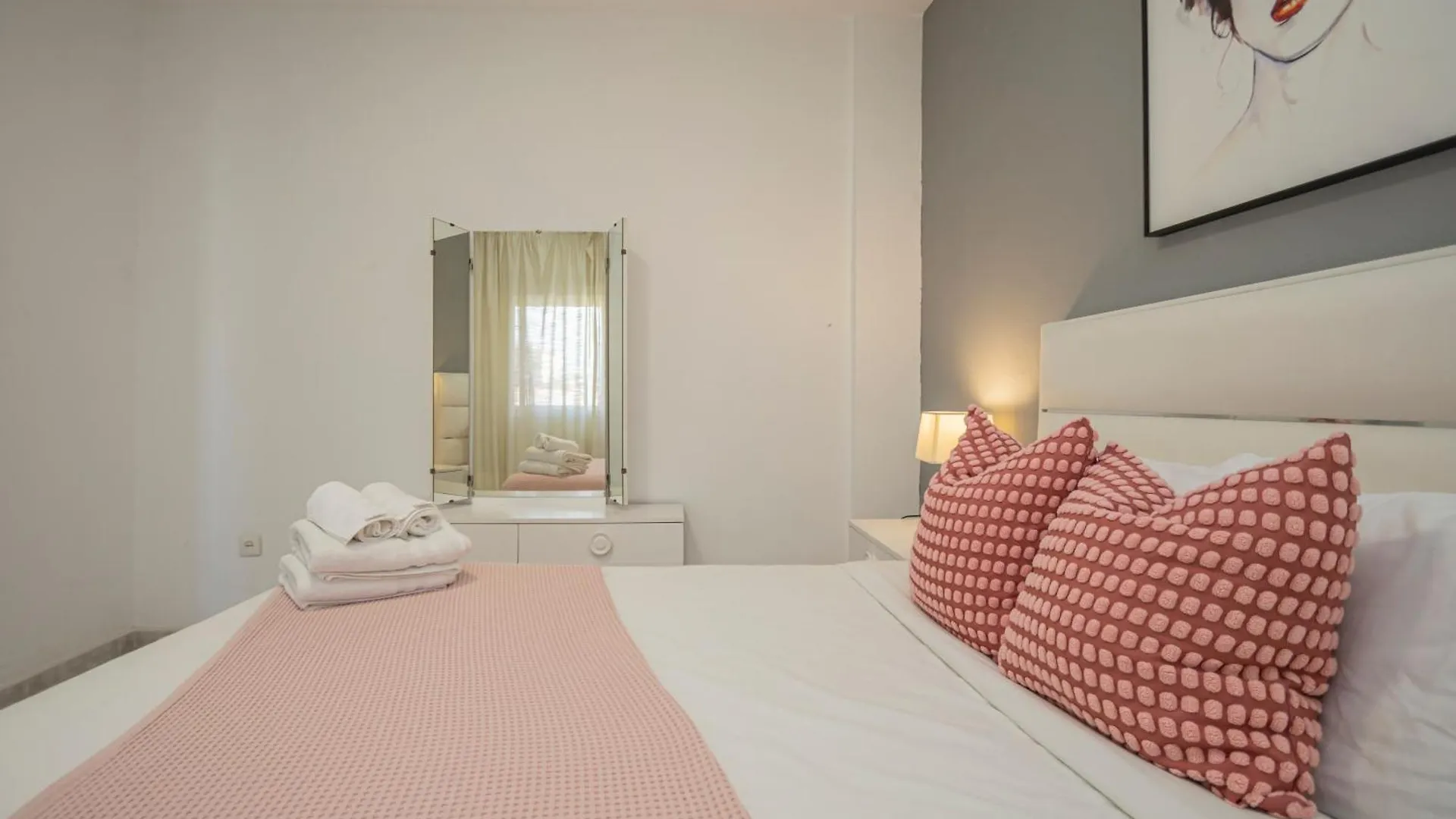 דירות סביליה Perfect Getaway In Triana - 15M Walk Giralda