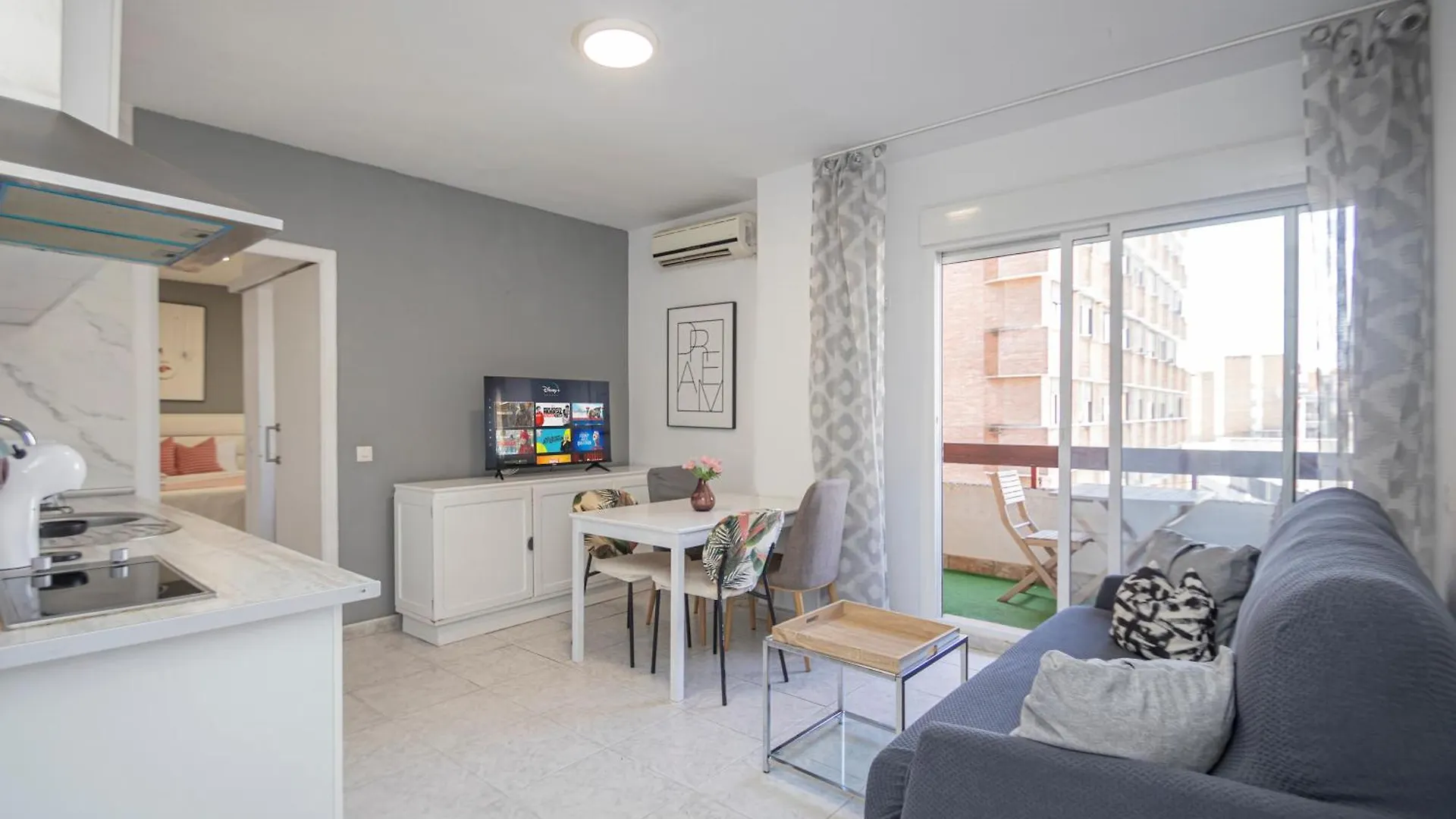 Perfect Getaway In Triana - 15M Walk Giralda Apartment Seville
